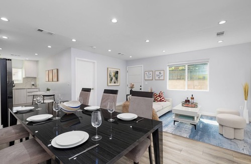 Granada Hills House | Modern 2-Bed Perfect for Extended Stays!