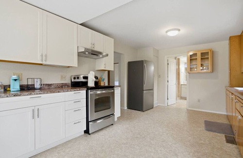 Kirkland House | Modern 2BR @Kirkland | Minutes to Downtown &Google
