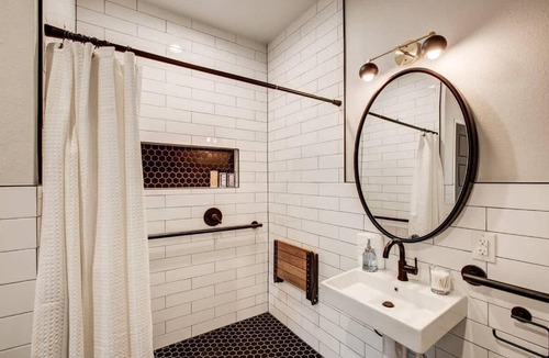Berkeley Apartment | Modern ADA-Accessible Studio - Tennyson St Escape