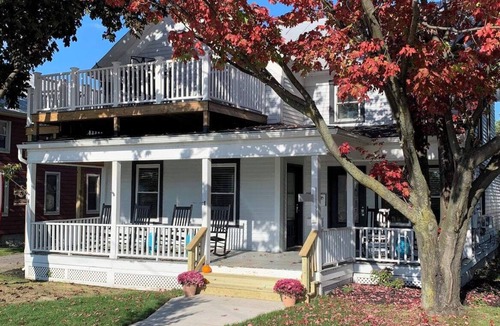 Clayton Condo | Modern Chic 1-BR Unit in the Cottages on James