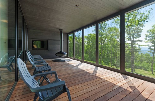 Waterbury Center House | Modern Mountain View Architects Dream Home!