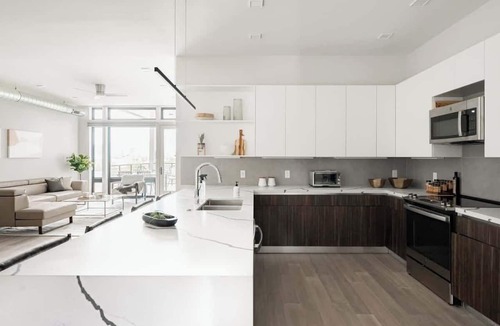 Jefferson Park Condo | Modern Penthouse | Private Skyline Balcony