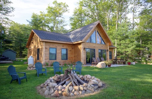 Au Sable Forks House | Moons and Loons Cabin | 3 Bed, 1.5 Bath