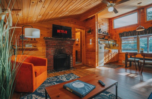 Long Lake Hotel | Motel Long Lake and Cottages