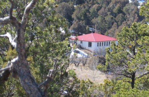 Trampas House | Mountain Cabin Retreat FAST WiFi, Ski Sipapu,Hike, Hunt,Fish,Art, Taos, Santa Fe