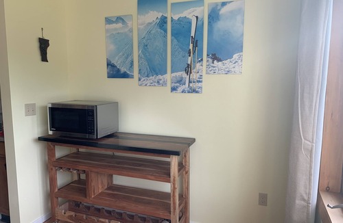 Bolton Valley Condo | Mountain Getaway - Condo at Bolton Valley Resort
