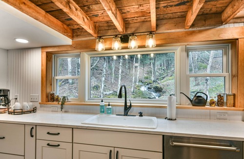 Waterville House | Mountain home-views- close to Cambridge & Stowe VT