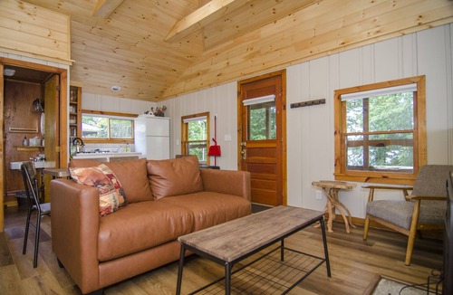 Westmore Cabin | Mountain Lake Cottages