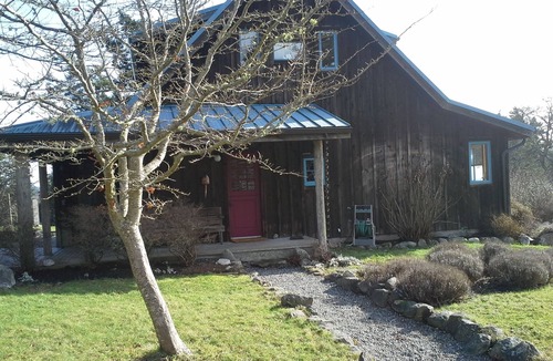 Friday Harbor House | Mountain & meadow views among old growth oaks with hot tub