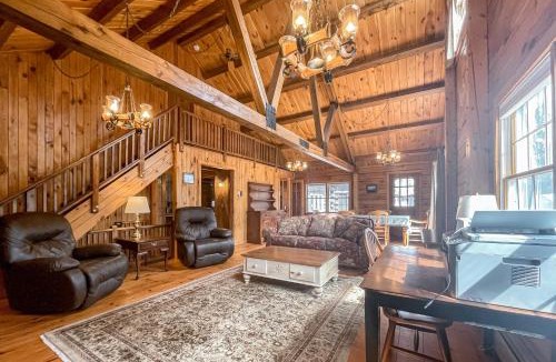 Lisbon House | Mountain View Farm