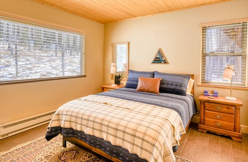 Angel Fire House | Mountain-view retreat on 200 acres with sunroom, wood stove & W/D - dog-friendly