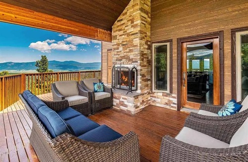 Angel Fire Ski Chalet | Mountainside Chalet in Angel Fire