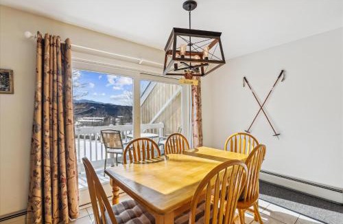 Stowe Area House | Mountainside Condo J201