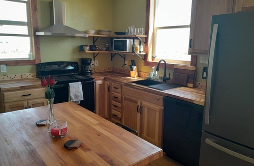 Alamosa House | Mt Blanca vista, views of multiple 14ers and Sand Dunes National Park.