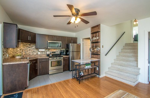 Madison House | Mtn Top Home w/Views of Mt. Washington & Speakeasy