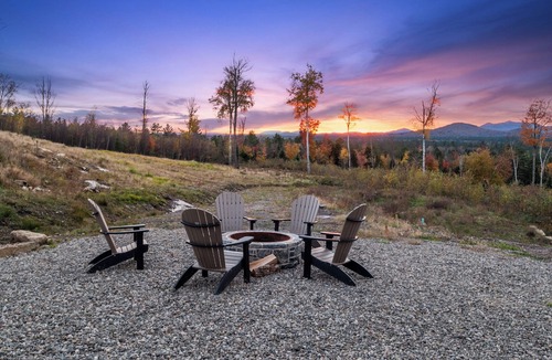 Harrietstown Cabin | MtnView+Hottub+Lg Outdoor Area