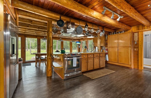 Pillager Cabin | MUST SEE! COZY LOG CABIN WITH SAUNA & HOT TUB!
