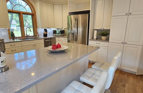 Chanhassen House | Nature's Blissful Haven - King Bed, Outdoor Patio