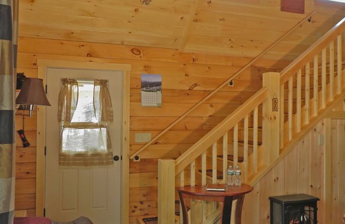 Lincoln Cabin | nCamp David: Heart of the Wht. Mtns. N. Lincoln NH. Clean & Well Maintained
