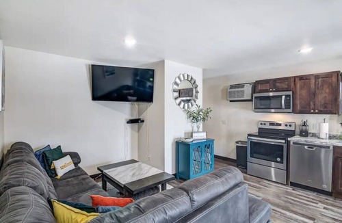 Eau Claire House | Near Downtown*Garage*Parking*Modern