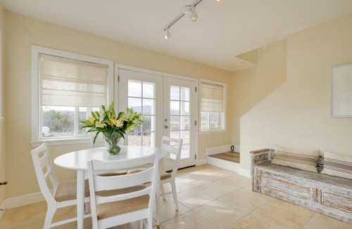 Cerrillos Apartment | Near Hiking Dog-Friendly Studio in Los Cerrillos