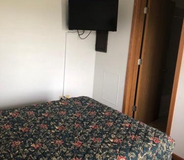 Marshfield Hotel | Neva Jean Motel