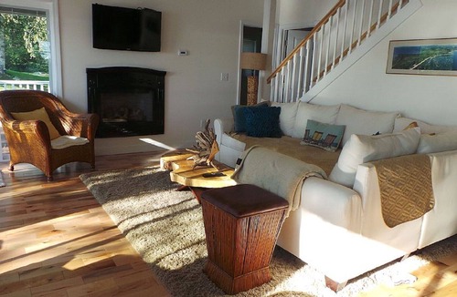 Malletts Bay House | New home with gorgeous views and sandy beach!! You won't be disappointed.