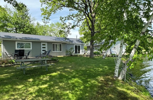 Holcombe Cabin | New Lake Holcombe listing 4 season, very cozy 2BR, 1BA sleeps 6