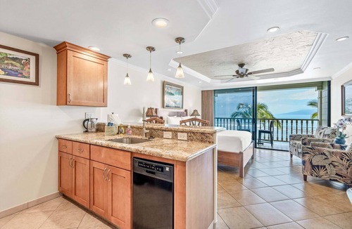 Historic Lahaina Front Street Condo | NEW LISTING: Lahaina Shores 513 – Oceanfront Views