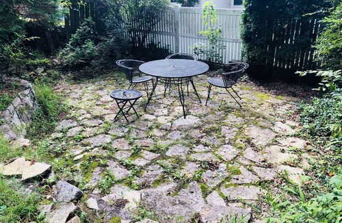 Wooded Estates House | New listing! So close to Notre Dame!
