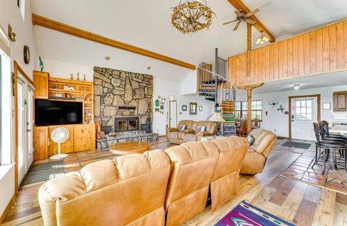 Eagle Nest House | New Mexico Cabin Hideaway with Eagle Nest Lake Views