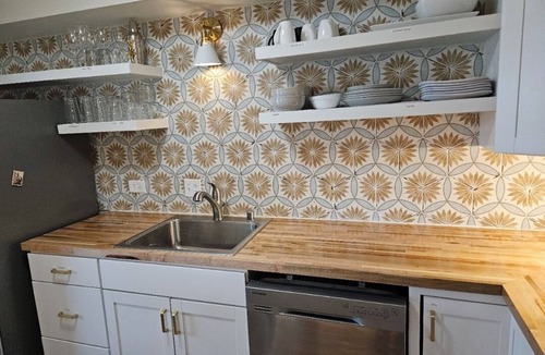 Santa Fe Condo | New Renovation 1.2 Mile to The Plaza. Pet Friendly with Fenced Yard!