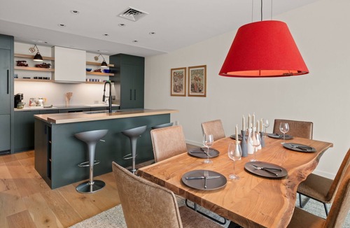 Stowe Area Condo | NEW SPRUCE PEAK TREE HOUSE UNIT STEPS TO THE LIFTS. WITH BIG MOUNTAIN VIEWS SLEEPS 9