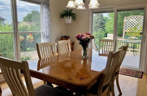 State College House | Newly refinished, close-by, comfortable