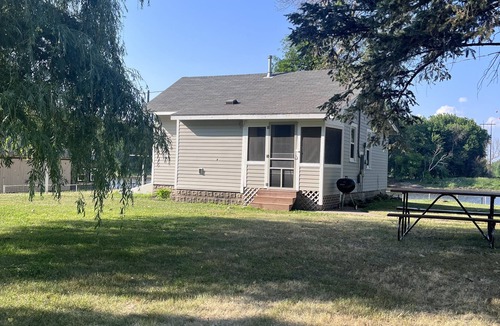 Red Wing Cabin | Newly remodeled cabin w/great fishing, close to trails, relaxing!
