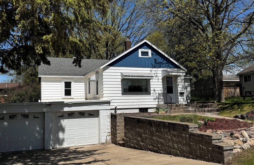 Crosby House | Newly remodeled cottage in the heart of Crosby near restaurants and biking trail