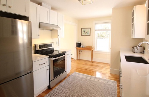 Pittsford House | Newly renovated 3 bedroom home near 4 ski areas