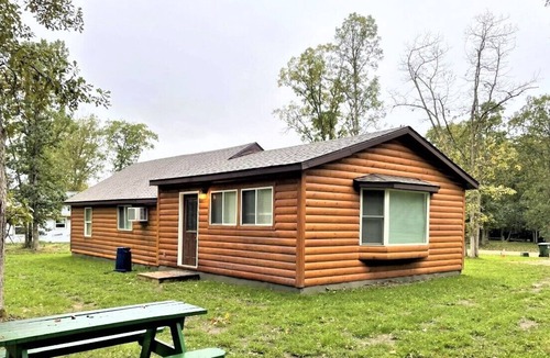 Pine River House | Newly Renovated Home