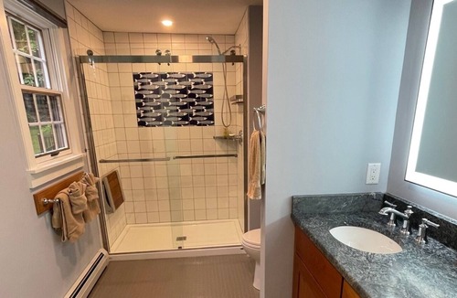 Williamsville House | Newly Renovated Luxury Vacation Rental Near Brattleboro and Mount Snow