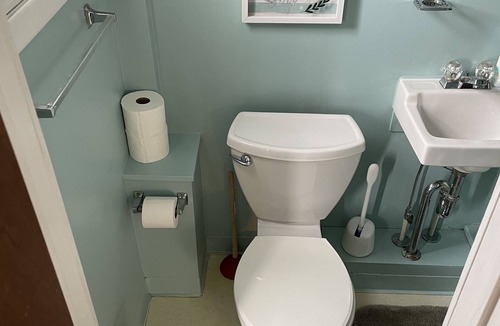 Winooski Apartment | Newly Renovated Winooski /Burlington 1 BR