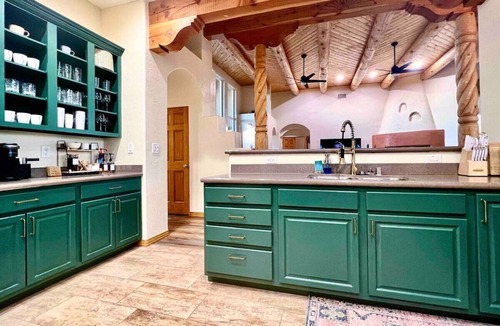 Rio Rancho Apartment | NM Home w/Mountain Views + Sunrise