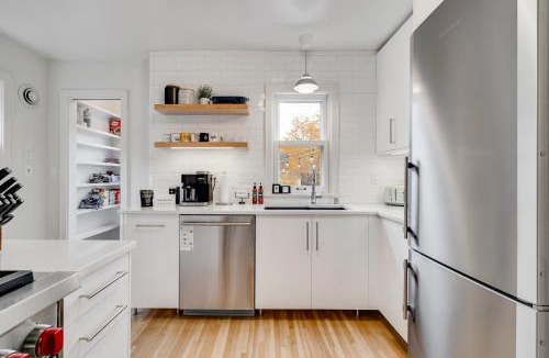 Hale House | Nokomis Blue