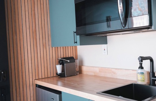 Center City House | Nordic Harbor | Room 1 | Acorn Oak