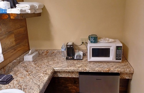 Hayward Hotel | Northwoods Motel