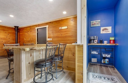 Stone Lake Cabin | Northwoods multiple family size cabin. ATV/UTV, snowmobile trail access and lake