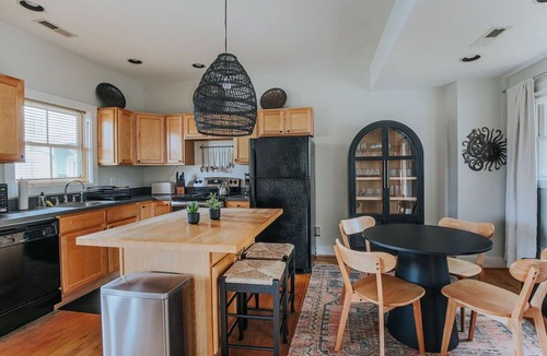 Starr Hill House | Oasis on 5th