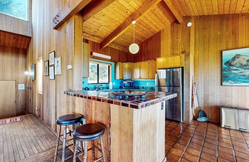 Sea Ranch House | Oceanfront Sea Ranch home near Black Point with ocean views