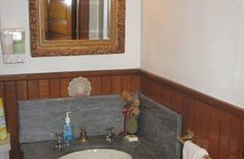 Troy Bed & Breakfast | Olde Judge Mansion