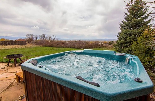 Arroyo Seco House | On the Farm - Taos Sunset Views and Night Skies