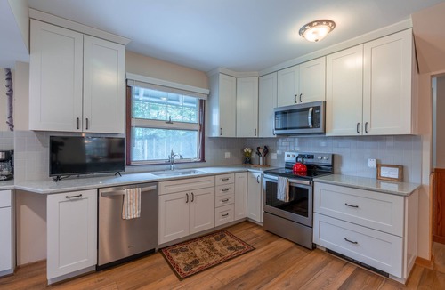 Hillcrest House | One Block from Lake Placid Main Street, Public Beach, venues and eateries